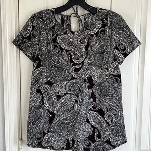 XS banana republic Brown paisley S/S top